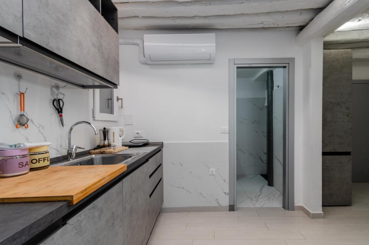 ונציה Palazzo Dolfin - Piazza San Marco Lovely Apartment מראה חיצוני תמונה
